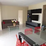 T3 - Private Parking - 300 M Sea & Apartmán *