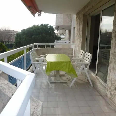 Apartament T3 - Private Parking - 300 M Sea & *