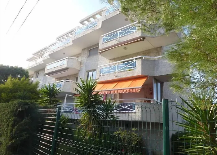 T3 - Private Parking - 300 M Sea & Fréjus